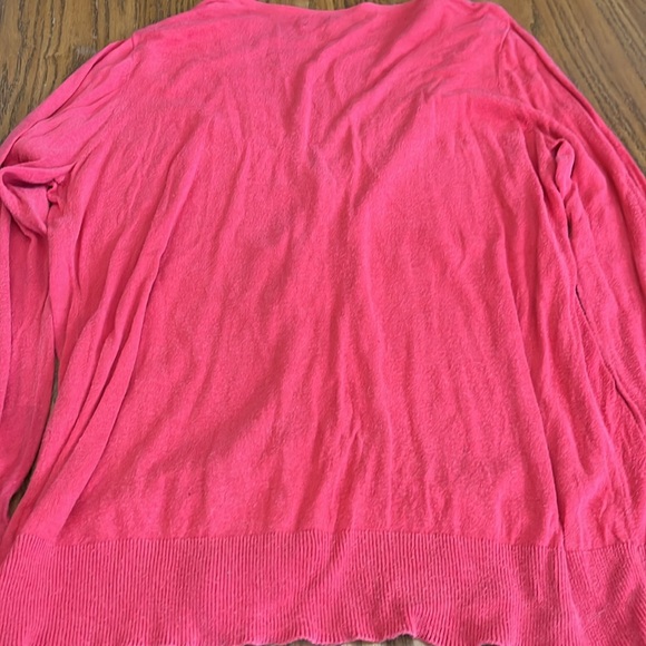 Old Navy Lightweight Red Button Down V Neck Cardigan w Button Accents Cuffs XL - Picture 4 of 6